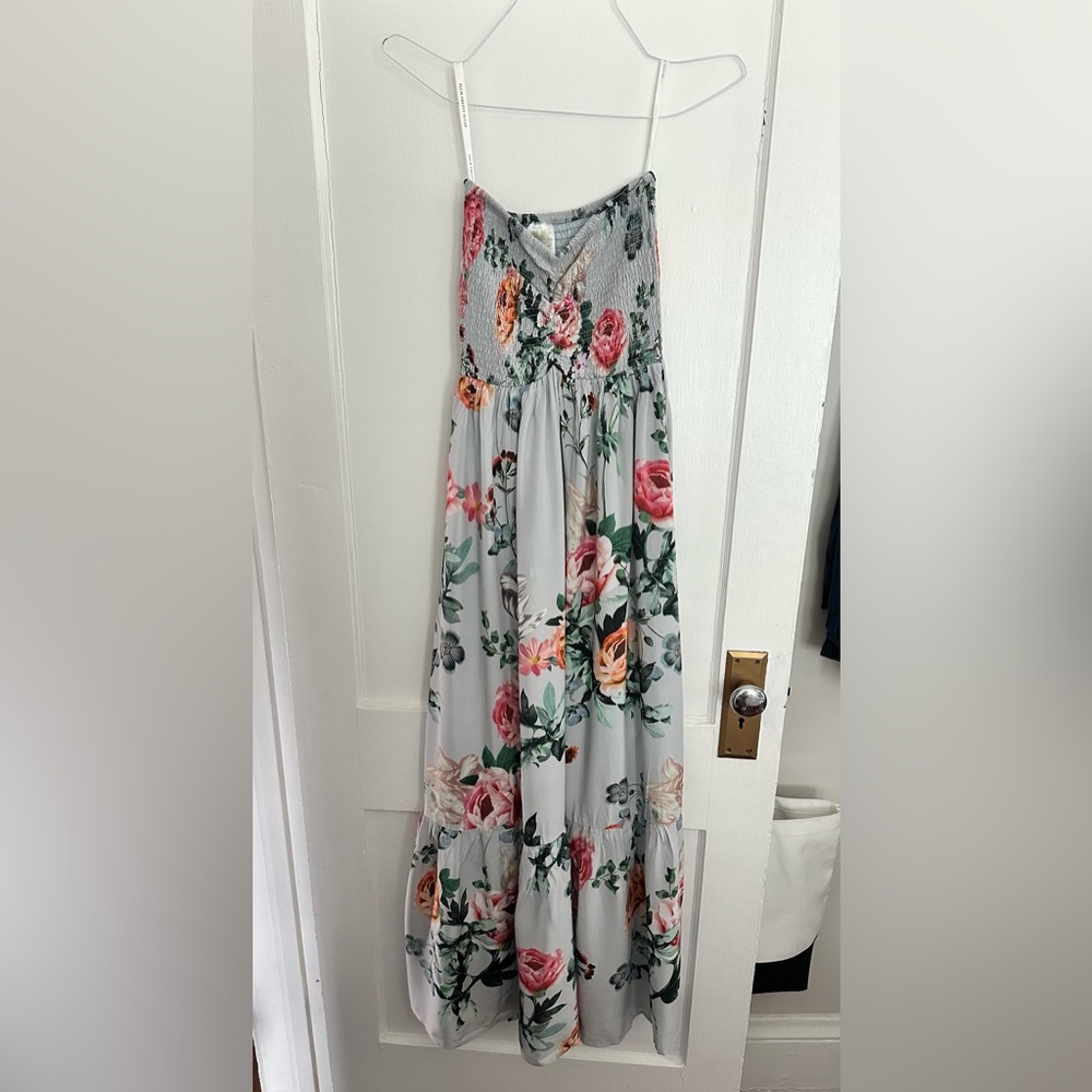 Plum Pretty Sugar Lolo strapless dress! Never worn!!